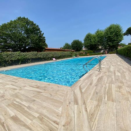 シルミオーネCasa Vittoriaアパートメント エクステリア 写真