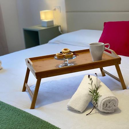 シルミオーネCasa Vittoriaアパートメント エクステリア 写真